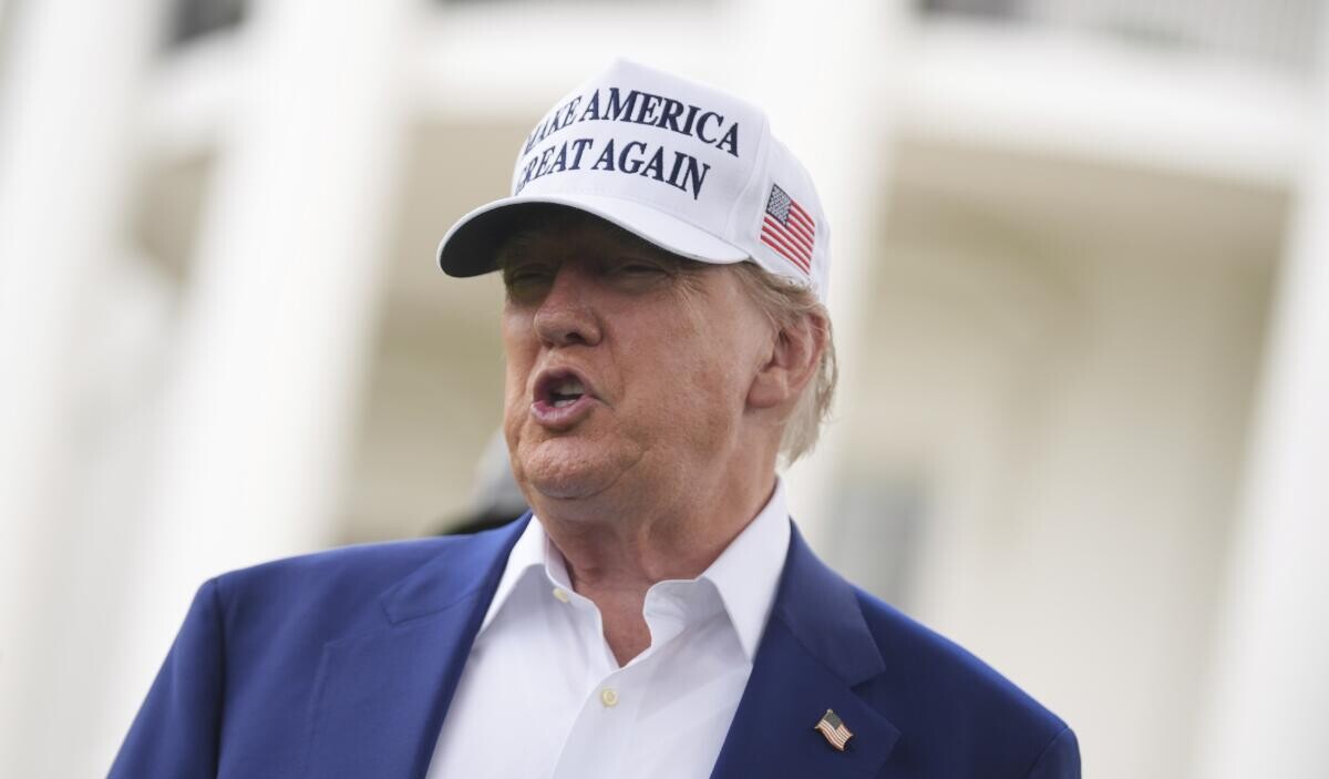 Donald Trump white hat